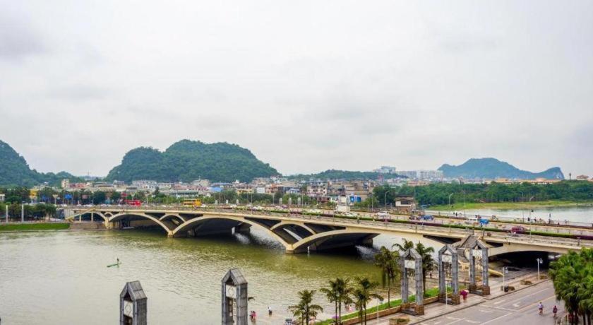 Guilin Sky Palace Hotel Esterno foto